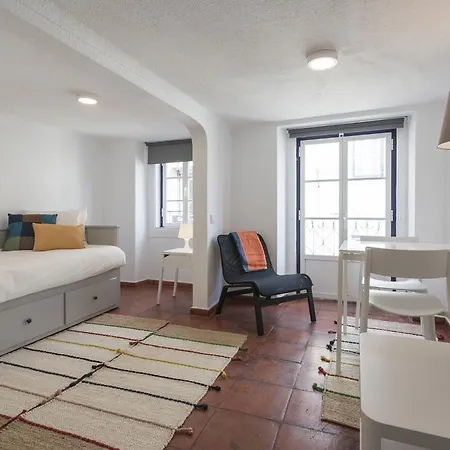 Apartment Cozy In Bairro Alto I *