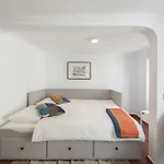 Apartament Cozy In Bairro Alto I *