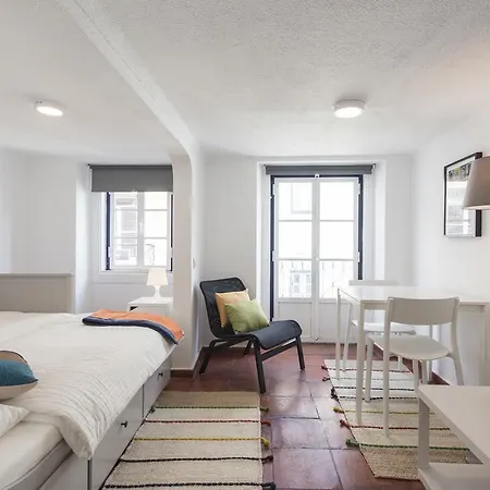 아파트 Cozy In Bairro Alto I